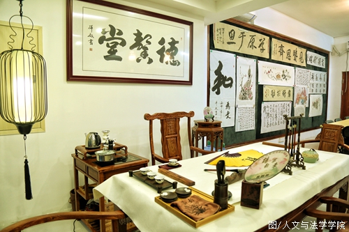 图片8.jpg 图片8.jpg